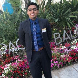 Meet your Posher, Eric